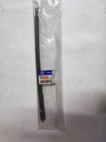 Prowadnica szyberdachu lewa Hyundai i30 12- 81627A5000